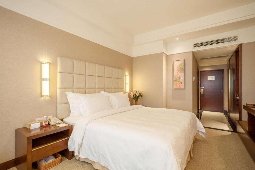 Best Western Plus Fortune Hotel Fuzhou Фучжоу Екстериор снимка